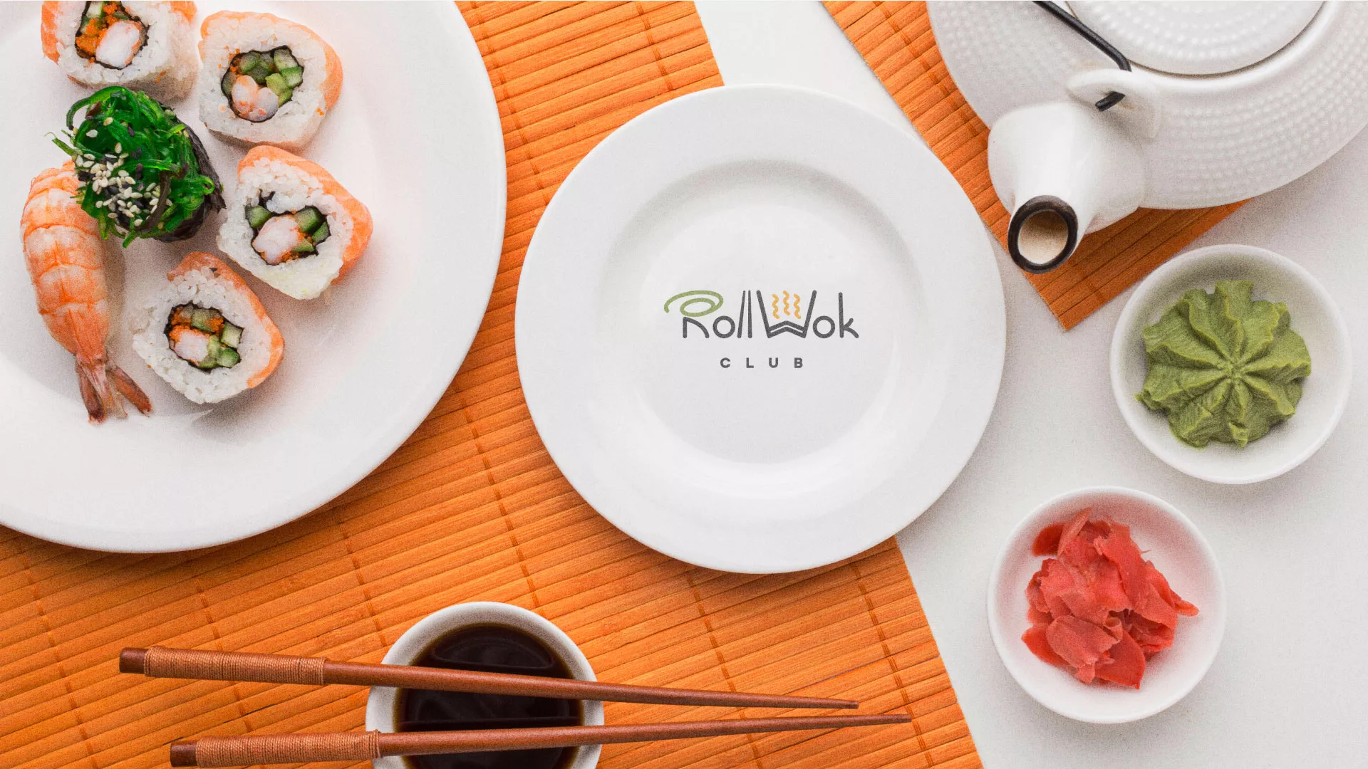Разработка логотипа и фирменного стиля суши-бара «Roll Wok Club» в Куйбышеве